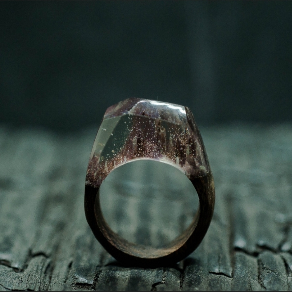 Handcrafted violet Northern Lights wood ring Sz 7